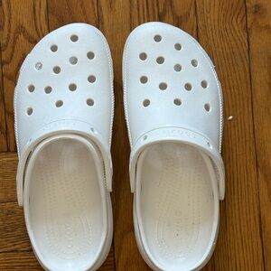 Crocs platform White Clogs